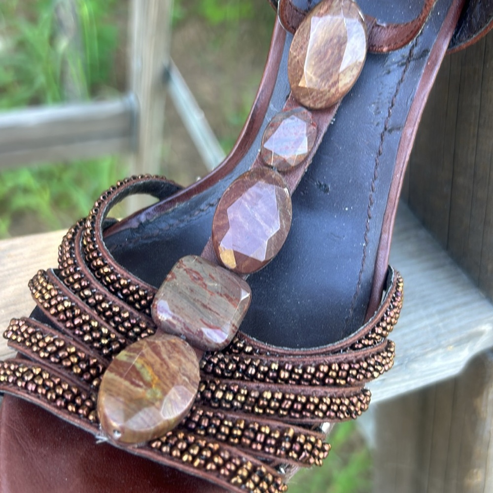 Vince Camuto Minka Navajo Brown woven high heels - Picture 2 of 12